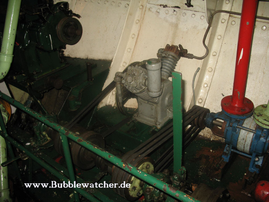 Antrieb der Lenzpumpe (Kreiselpumpe) und des Luftverdichters Antrieb der Lenzpumpe (Kreiselpumpe) und des Luftverdichters
